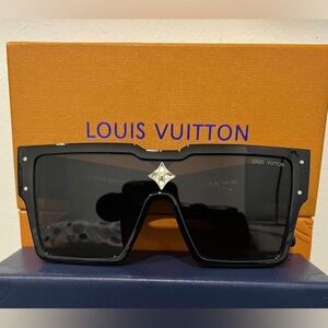 Louis Vuitton Cyclone Glasses